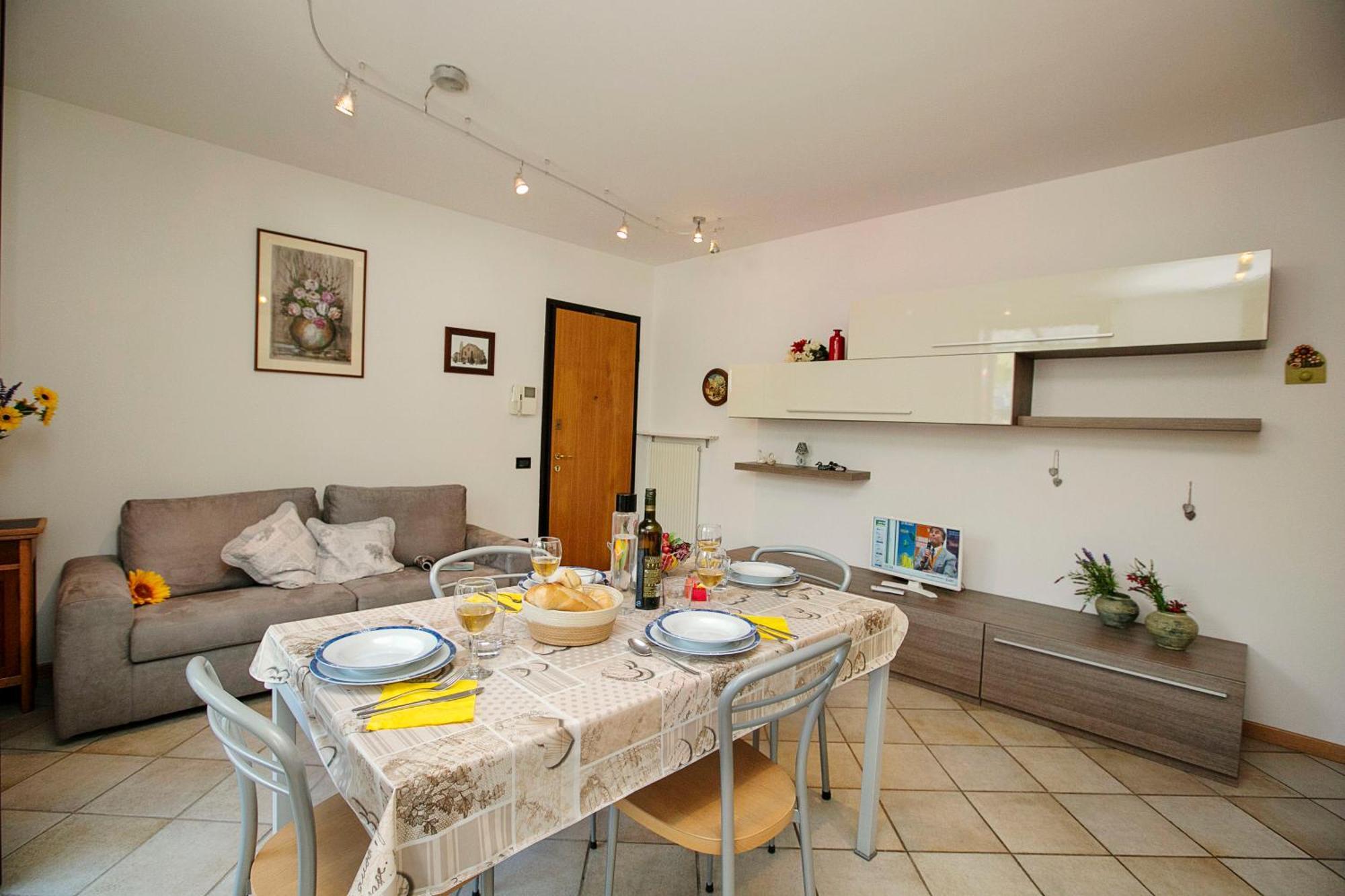 Appartamento Lara - Happy Rentals Riva del Garda Bagian luar foto